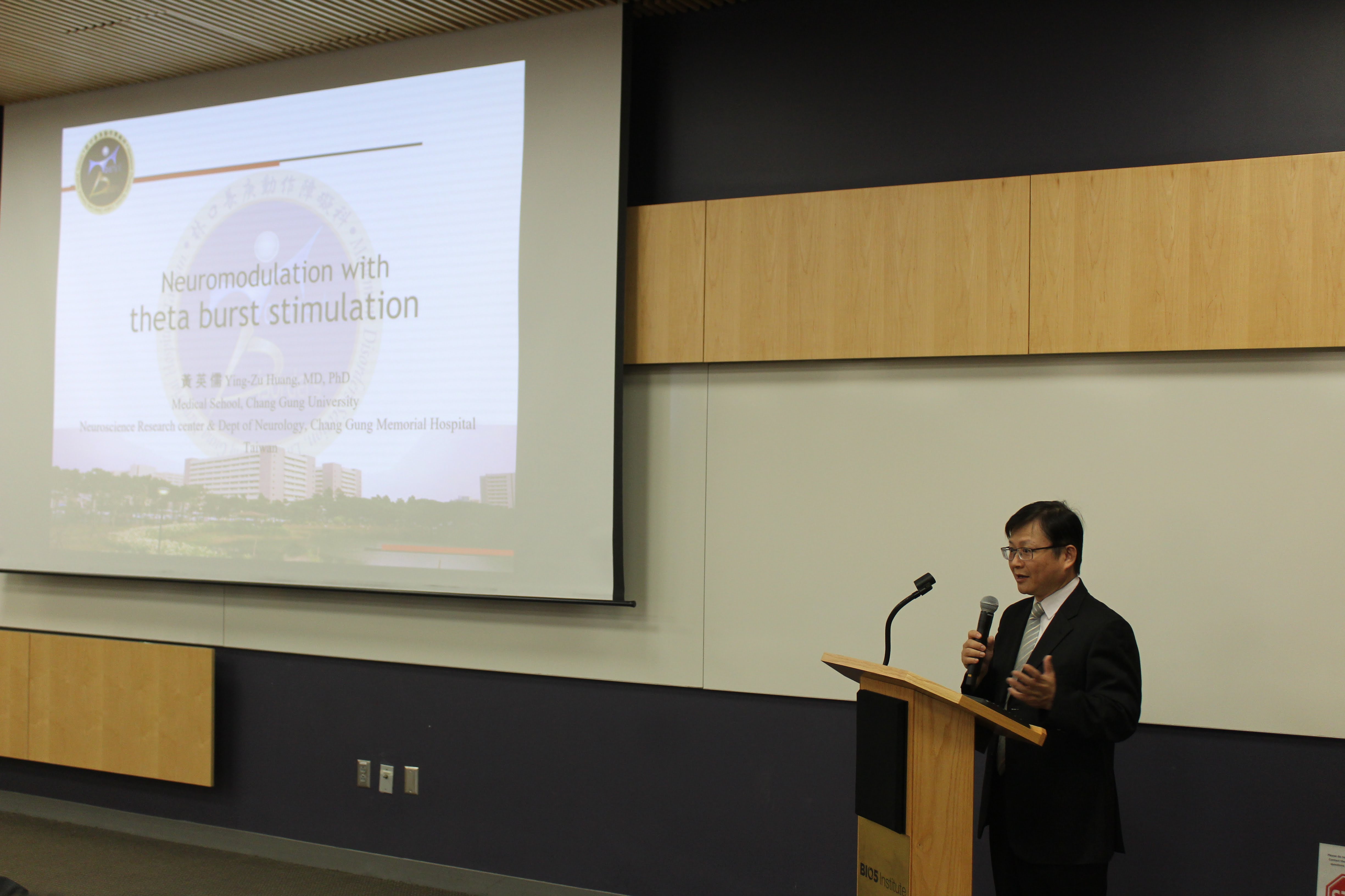 Tms tbs inventor dr huang gave a talk at our tms workshop in 2018